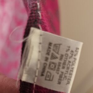 Elegant Pink and Black Women's Scarf